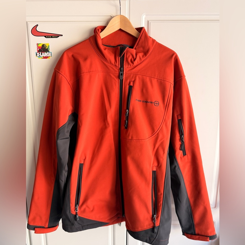 Men’s Free Country Vibrant Orange Softshell Outerwear - X-Large